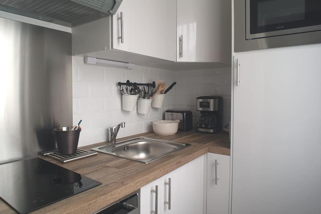 Splendide Appartement De 32M2 Au Centre De Vannes Exterior foto